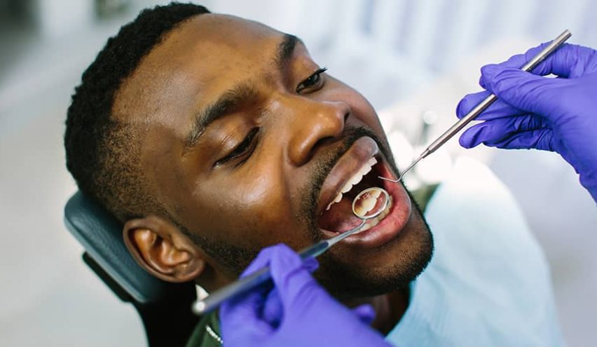 66f813d2adb0e64df81a5ef2_tooth-extractions